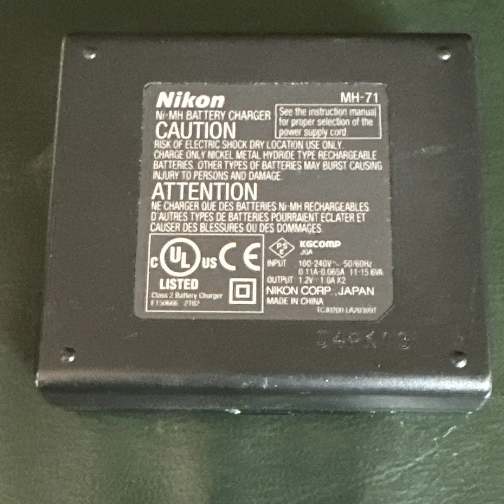 Nikon Coolpix MH-71 Battery Charger Original OEM Quick Charge and Refresh Cycle